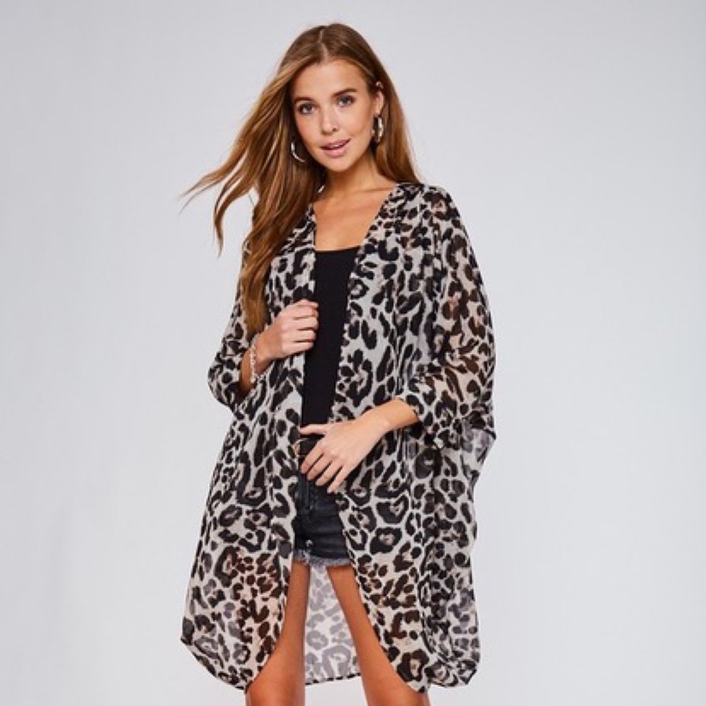 Last 1 New Cozy Chic Leopard Kimono Cardigan - Picture 6 of 7